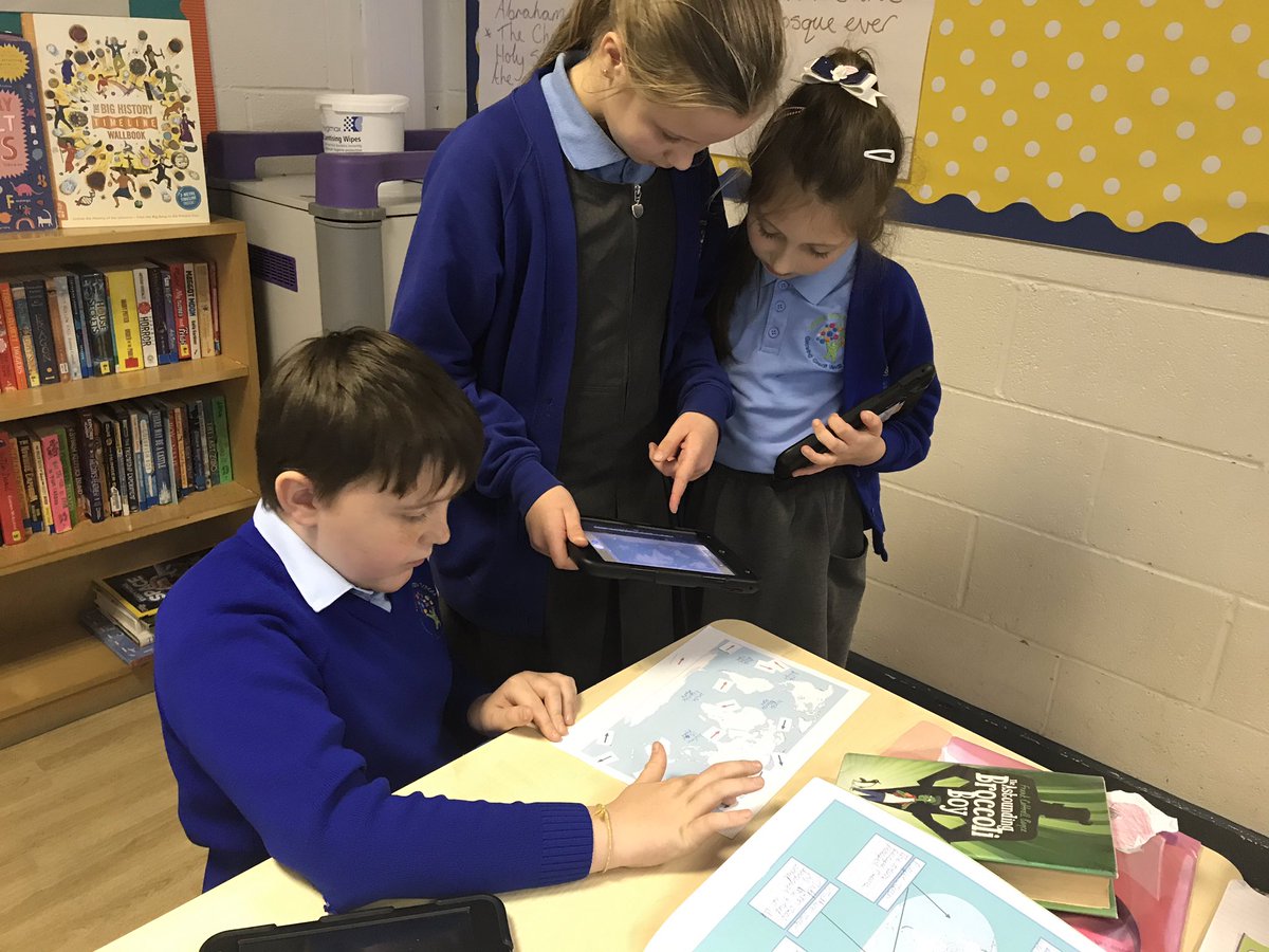 Year 5 are creating stop motion films of ocean currents 🌊 and loving it! #geography