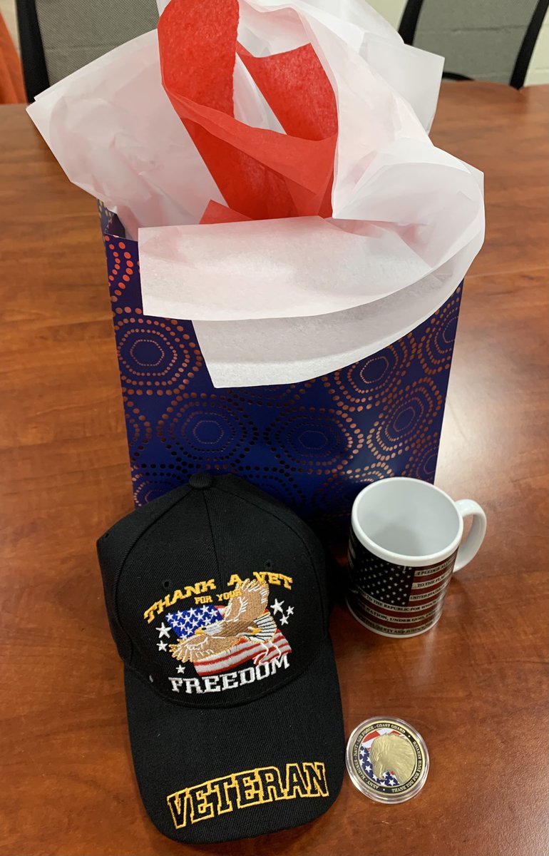 YDensin's tweet photo. As we celebrate Veteran's Day, I want especially thank the veterans among our staff. To me, you embody some of the best “old fashioned” values: duty, purpose, commitment, courage, and discipline. I don't think those attributes go out of style. You have my respect and my gratitude https://t.co/5Bl7hMPSsH