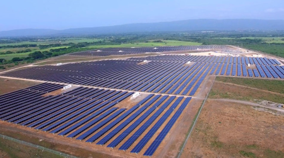 JamesVener's tweet photo. Lessons from innovative Regional approach to #ClimateAction from #Caribbean MRV Hub to scale capacity + ambition across borders #ParisAgreement #NDC @UNDPClimate @ghginstitute #windref - https://t.co/OluioDg0fj https://t.co/UpPbmFa0E0