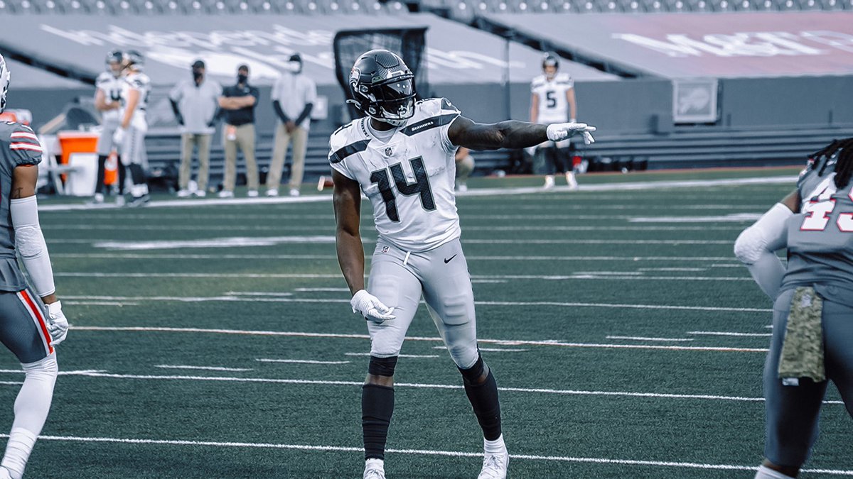 thunderprod_'s tweet photo. Some @dkm14 frames for your feed 🙌🏽 #nfllcc https://t.co/psG08e6V7Y