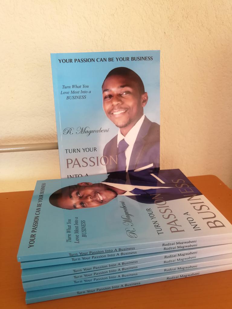 Moneyandlife2's tweet photo. You definitely have a passion, so it would be good if you can start turning your passion into a business. Get this book,

Only R200 including delivery

DM for more info,
Whatsapp: 0713171008 | Fergusons
#ULmustfall #GirlBuyZA https://t.co/xgEZTlUsrS