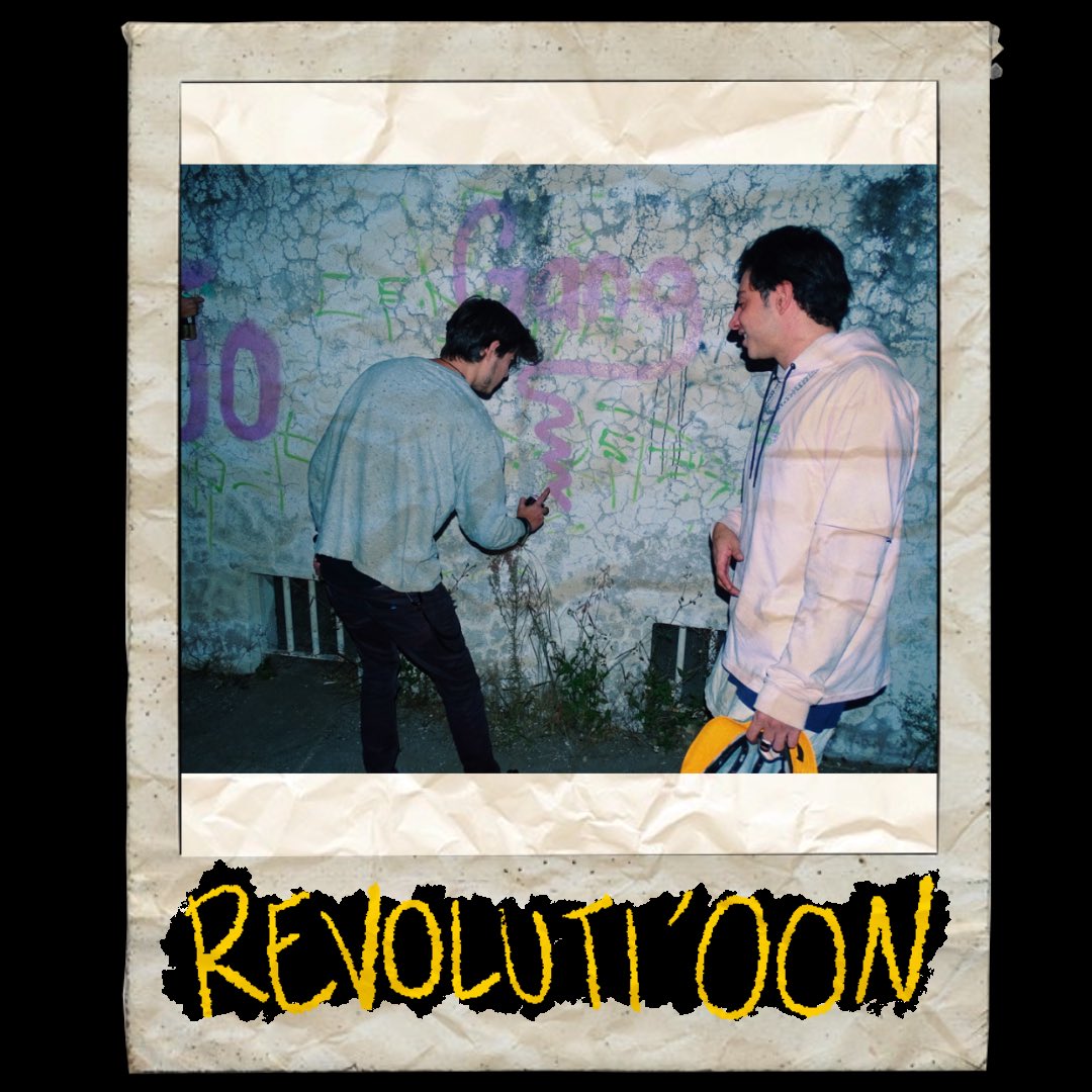 Summer_of_00's tweet photo. NUEVO DROP
VIVE TU JUVENTUD 
Suéter 100% algodón https://t.co/wUmvAAWfF7