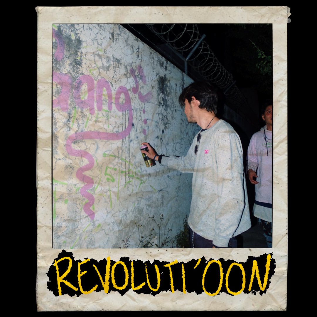 Summer_of_00's tweet photo. NUEVO DROP
VIVE TU JUVENTUD 
Suéter 100% algodón https://t.co/wUmvAAWfF7