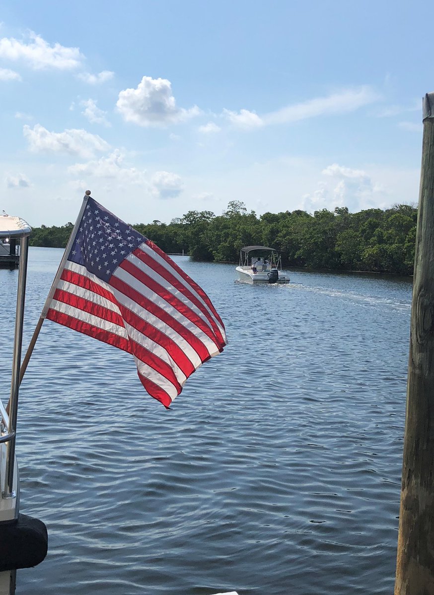 To all Veterans and those who currently serve — Thank you and Happy Veteran’s Day! 🇺🇸