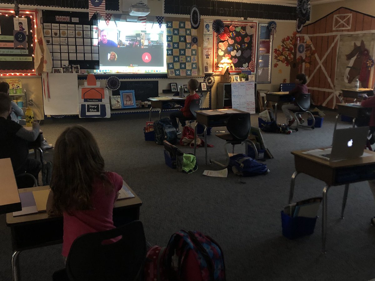 sceDCSD's tweet photo. So thankful that we are able to meet virtually with Veterans today as we learn from them and honor them for their service. #ThankYouVeterans #OurSCEStory #GoogleMeetswithVeterans @MissMaterkoski @MrsHippK @cyndi_mcneal https://t.co/SL4vwMXriW