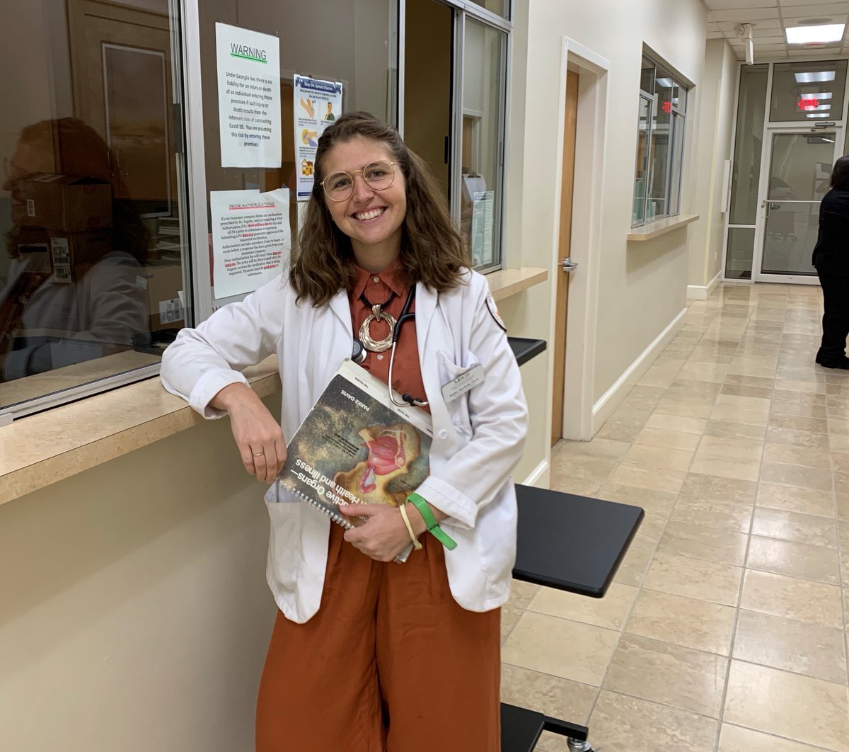 Mercer_CHP's tweet photo. Meet Kailey Jane Barfield! Kailey is pursuing a Master of Public Health/Physician Assistant combined degree. This year, Kailey was accepted into the Paul Ambrose Scholars Program by the Association for Prevention Teaching and Research. #MercerStudent #ThankfulnessCampaign https://t.co/AJAdubYrrd
