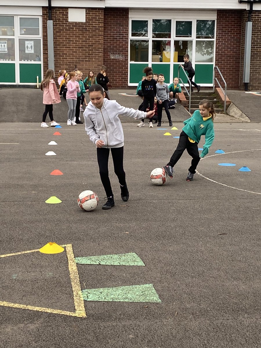 MrJames5PYP's tweet photo. ⚽️😃 https://t.co/kMrqivhqGP