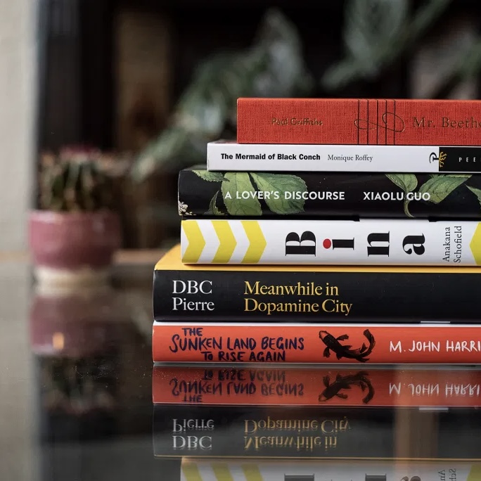 SIX FICTION NOVELS SET TO COMPETE FOR £10K IN GOLDSMITHS PRIZE LITERARY COMPETITION

leopard.news/2020/11/09/six…