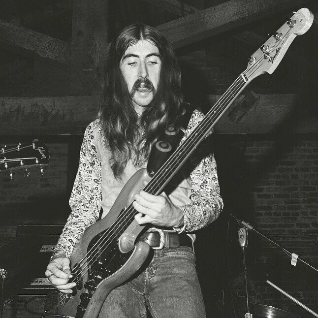 GreggAllman's tweet photo. Raymond Berry Oakely
April 4, 1948 - November 11, 1972
Photo by Sidney Smith
#legacy #allmanbrothersband #hittinthenote #theroadgoesonforever #brothers #family #bass #livemusic #rip https://t.co/eAB5En00UE https://t.co/KiqCqgu6Vx