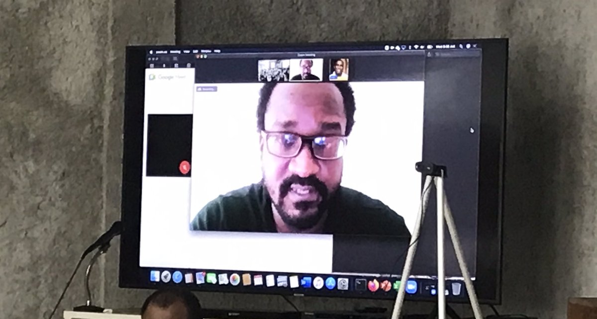 CGuyEtienne's tweet photo. Le Docteur Ben-Manson Toussaint anime actuellement, depuis Paris, une conference à #CattsPressoir pour des élèves, de 6ème Année, de S3 et de S4, autour du thème “L’Intelligence Artificielle, impacts sur les métiers du futur” @learningplanet_ @MENFP_Education @Frantzduval @CNRS https://t.co/PLVyah4bdB