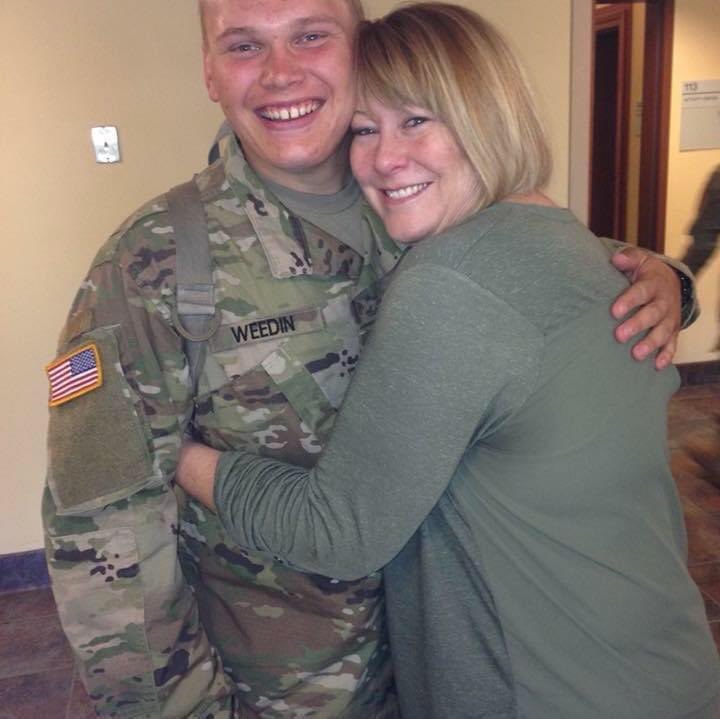 SusanWeedin's tweet photo. So proud of my soldier. Thank you to all who serve and have served. https://t.co/GFXPisuxOp