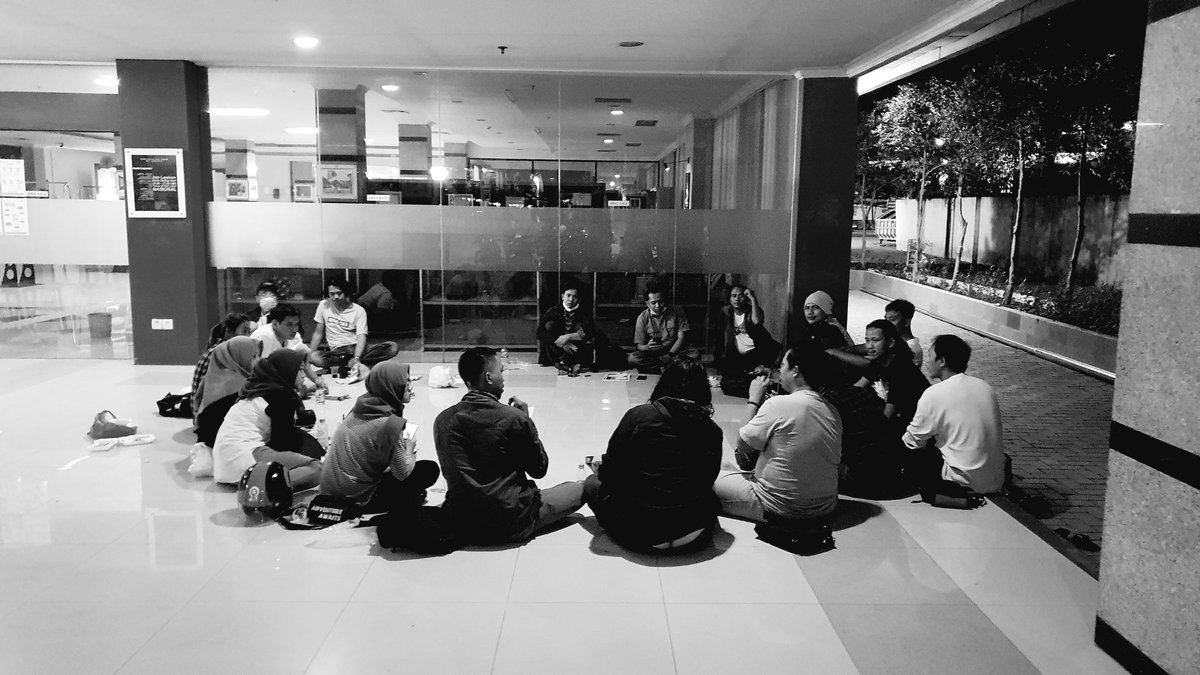 kenduricinta's tweet photo. #ReboanKC minggu kedua bulan November 2020. Melingkar kembali di Taman Ismail Marzuki, Jakarta (11/11) https://t.co/CXRiYV7fxH