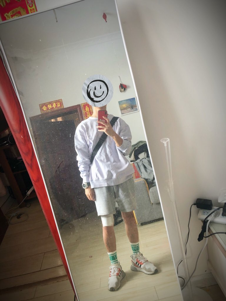 csqys's tweet photo. 有没有粗大屌 借用一下🤪#长沙##约炮# https://t.co/TbtsjUs0KB