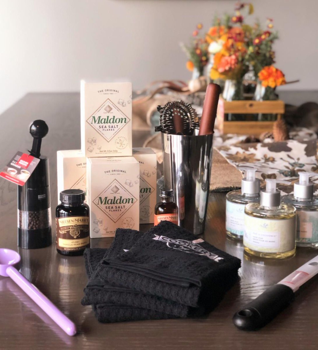 Looking for the perfect gift? conta.cc/38sB7rH