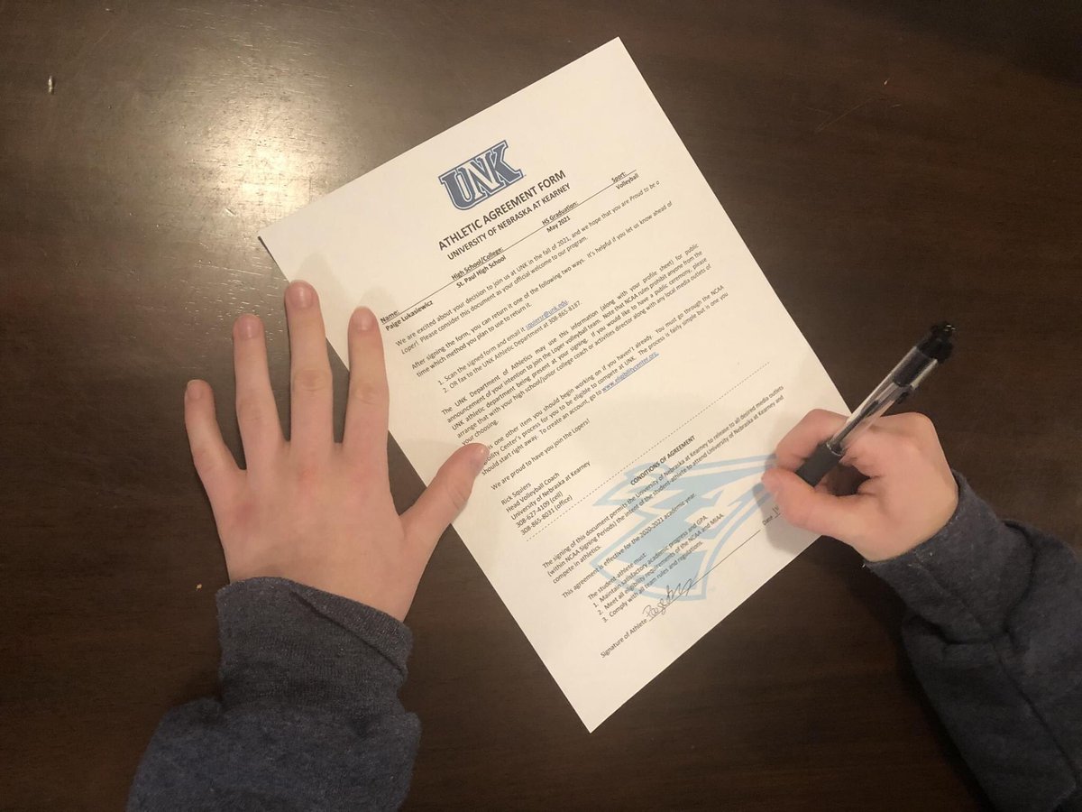 St Paul Volleyball tweet media