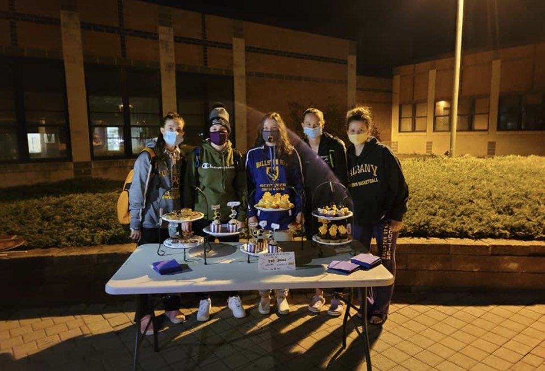 bspaswimdive's tweet photo. Great Senior Night yesterday!!!! Congrats to Emma Momrow, Emma Hoffman, Megan Phelps, Sara Phelps and Corinne Pepper!! Go Scotties!!! @B_Spa_Athletics @BSCSD https://t.co/IPR4VXnAus