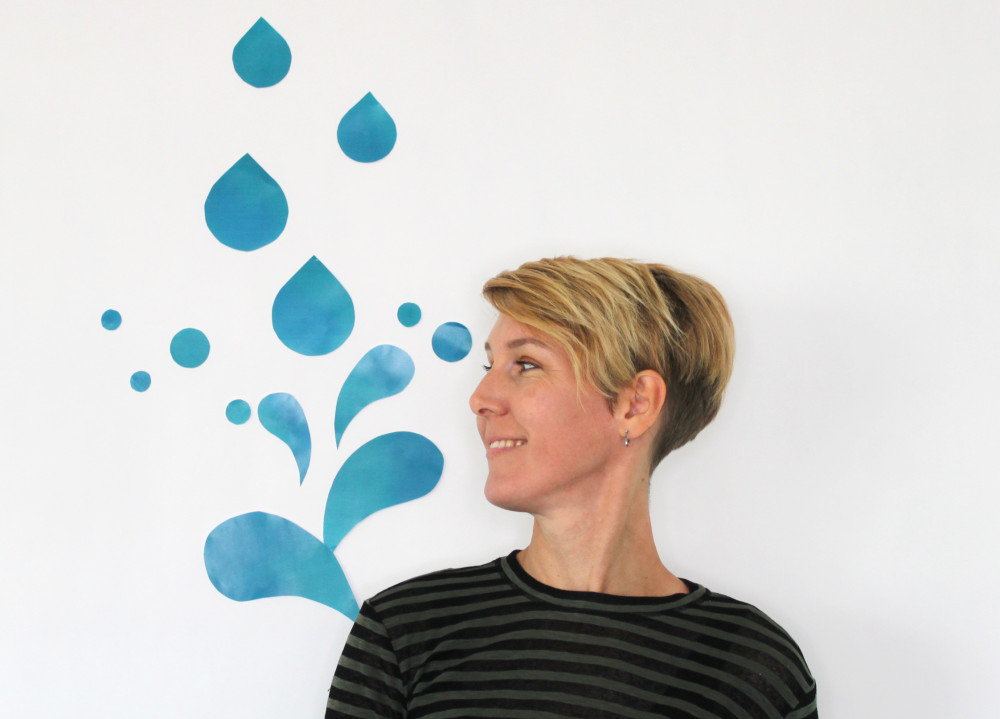 VASYD's tweet photo. Grattis Kristina Hall, VA SYD finalist till Årets person inom hållbart byggande! Sweden Green Building Awards visar vikten av hållbar dagvattenhantering i byggandet av våra städer. Grattis Hans Wallström @SkanskaSverige till vinst! https://t.co/OOzwlmZ0jt https://t.co/ylRcuqd8Pt