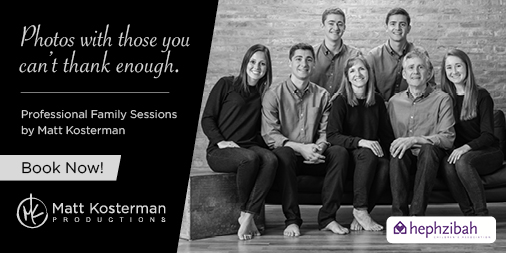 MattKosterman's tweet photo. Hey!

What: Portraits - Family, Children
Where: PDR Productions in Forest Park
When: November 27 -29
How Much: $295 + $50 per person
Call 312-543-3302 

20% of all proceeds will be donated to Hephzibah House
The first 20 bookings will receive a $10 gift card from Elle Belle Box https://t.co/klpEeIlYc2