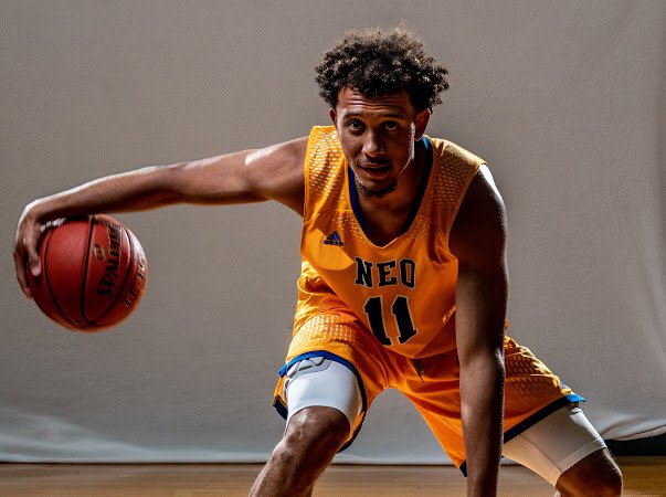 NEOMensBBall's tweet photo. Proud of NEO A&amp;M Norsemen Tucson Redding signing his LOI with @MSUEaglesMBB Proud of you TU! @MSUEagles https://t.co/UmhKZ56csV