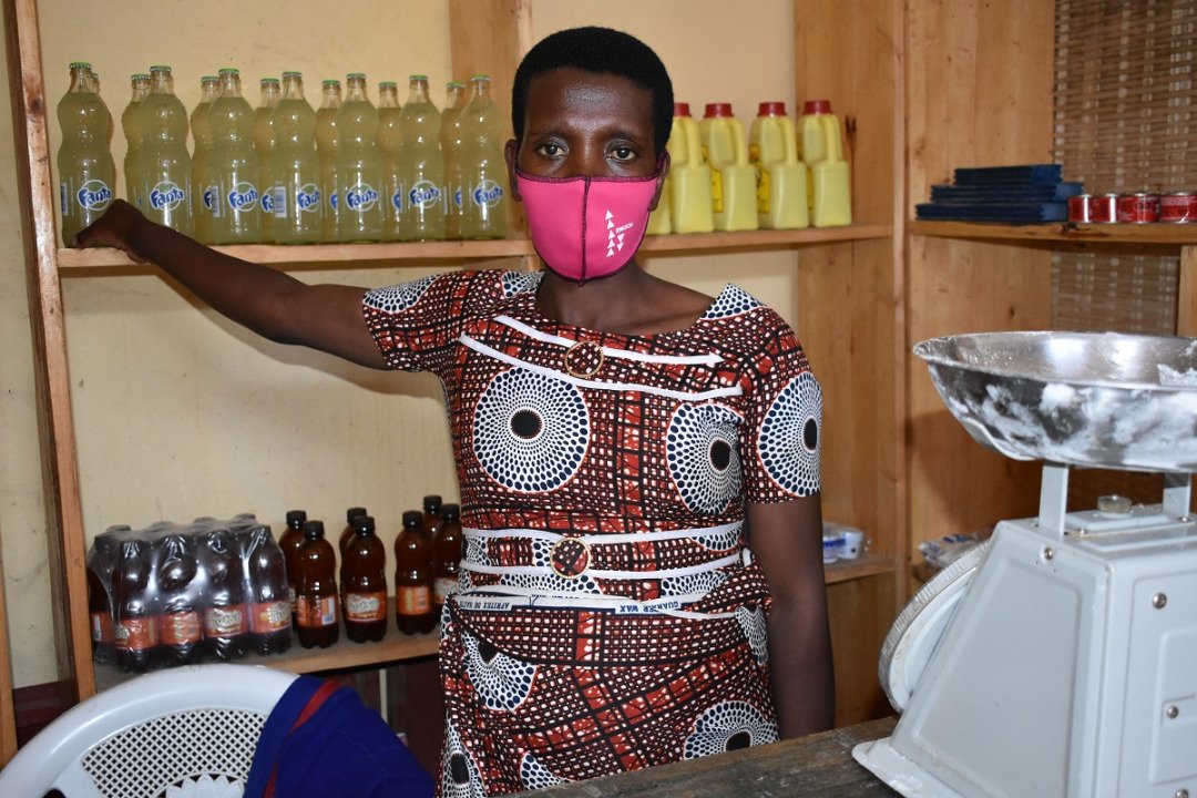 FaithVictoryRW's tweet photo. "After being trained on saving groups approaches by #FVA in partnership with @actionaidrwanda we set goals where at the end of theal cycle of one year  my savings were around Rwf 200,000 &amp; decided to start my own business"
MURORUNKWERE Claudine from Ruheru sector @NyaruguruDistr https://t.co/KXZGnRZPrY
