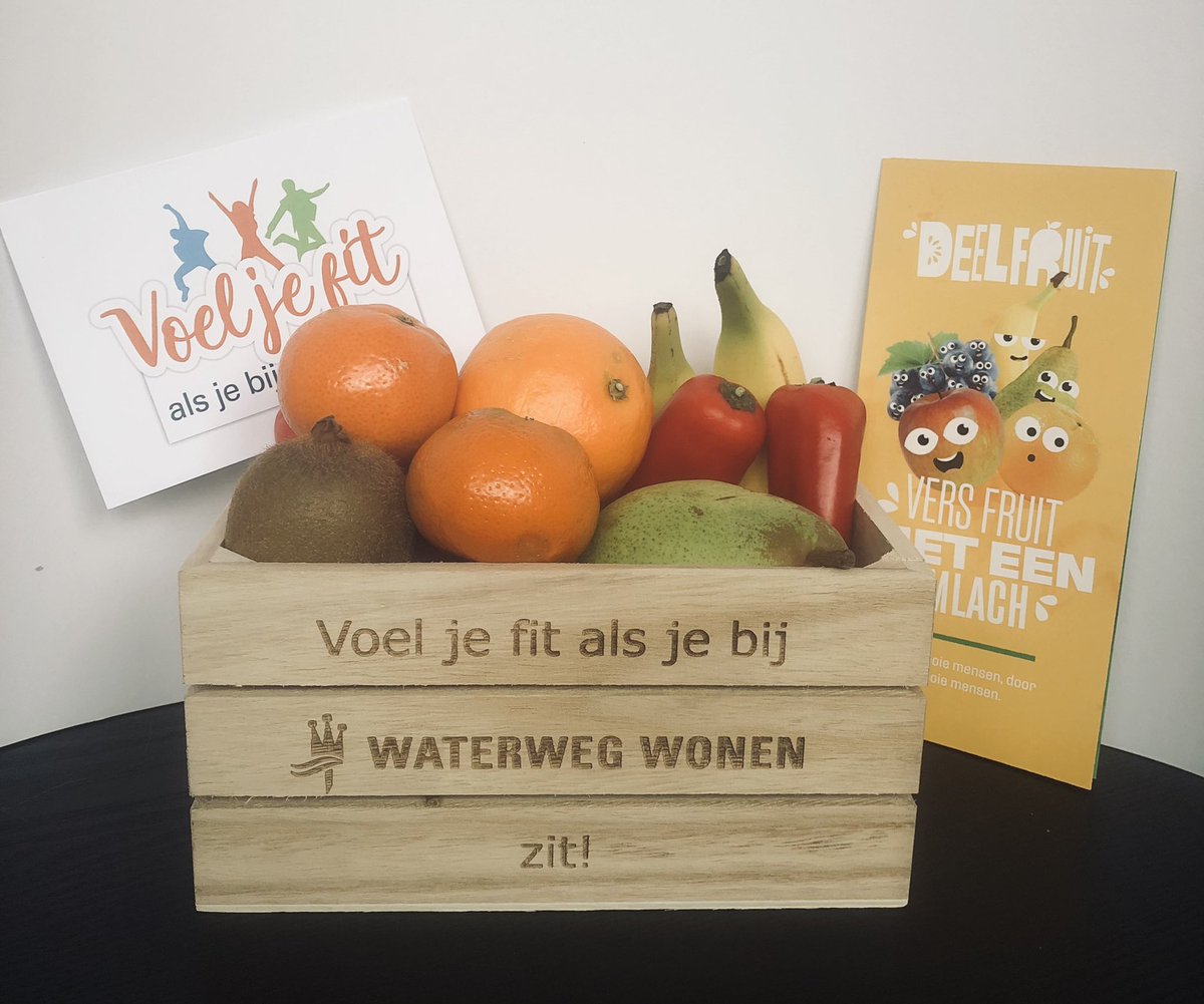 tpoldervaart's tweet photo. Vitamientjes 🍌🍎🥝🍊🍐
Bedankt @WaterwegWonen 
#voeljefitalsjebijwawozit
#arbeidsvitaminen
#deelfruit https://t.co/dWYcHk0Q7A