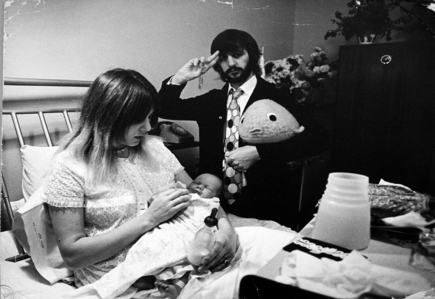 Happy 50th Birthday to Lee Starkey!
With Ringo Starr, Maureen, Zak, and Jason Starkey     