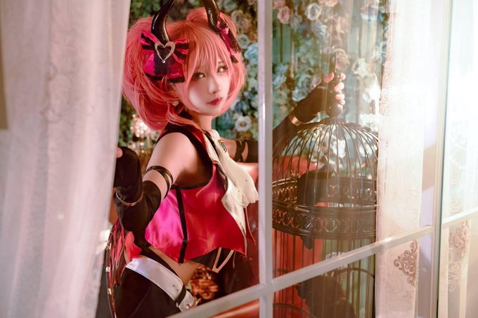 Twitterのコスプレ画像34