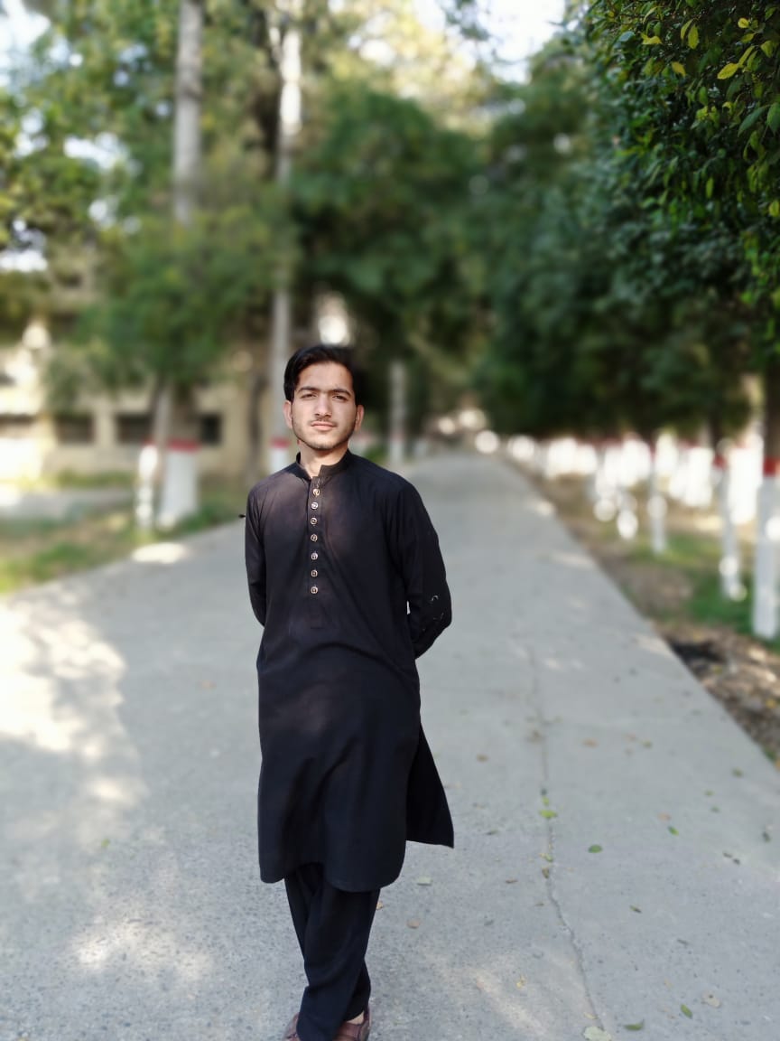 itx_aazir's tweet photo. تو  اپنے  آپ  کو  میرا سکون رہنے دے 💕
دکھوں کے واسطے سارا جہاں کافی ہے 🥀 https://t.co/jgNsFmXMDM