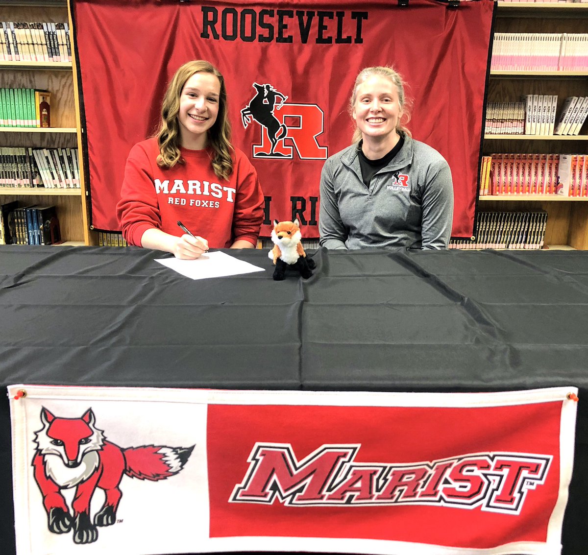 rriderathletics's tweet photo. Congratulations to Rough Rider Senior Jillian Hanna as she has signed her letter of intent to attend Marist College in the fall and play volleyball for the Red Fox. RIDER PRIDE!! 🏐 @KentSchools @RecordPub https://t.co/bqBLfEPjMi