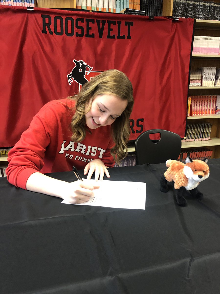 rriderathletics's tweet photo. Congratulations to Rough Rider Senior Jillian Hanna as she has signed her letter of intent to attend Marist College in the fall and play volleyball for the Red Fox. RIDER PRIDE!! 🏐 @KentSchools @RecordPub https://t.co/bqBLfEPjMi