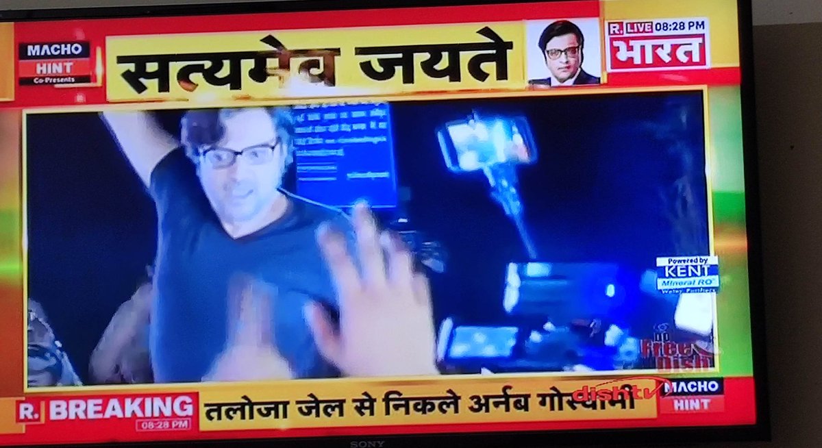 Welcome Back #Arnab 
A journalist forcibly illegally sent to jail but now is back &amp; emerged as  National Hero. <a href="/republic/">Republic</a>

Vande Mataram  🇮🇳 #ArnabGoswai