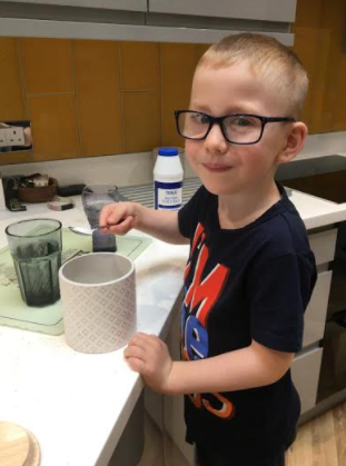 GEPSClass1's tweet photo. It makes me so happy to think of all those Class 1 scientists out there experimenting today!😊🧪😊🧪 https://t.co/JWtk3fkC3Q