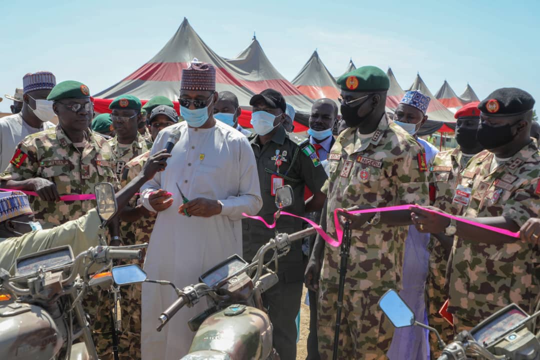 King_Nazbee's tweet photo. Boko Haram: @ProfZulum approves 100 motorcycles for army’s remote operations 

... Commissions 400 CJTF as soldiers
... Launches 4th round of army's wanted terrorist 

#ReadMore 👇 
https://t.co/5SiuPLVt7o https://t.co/YwfWyaJKTd
