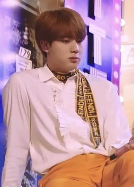 seokjinfile's tweet photo. seokjin wearing neck scarfs is everything https://t.co/EIa6zC8be1