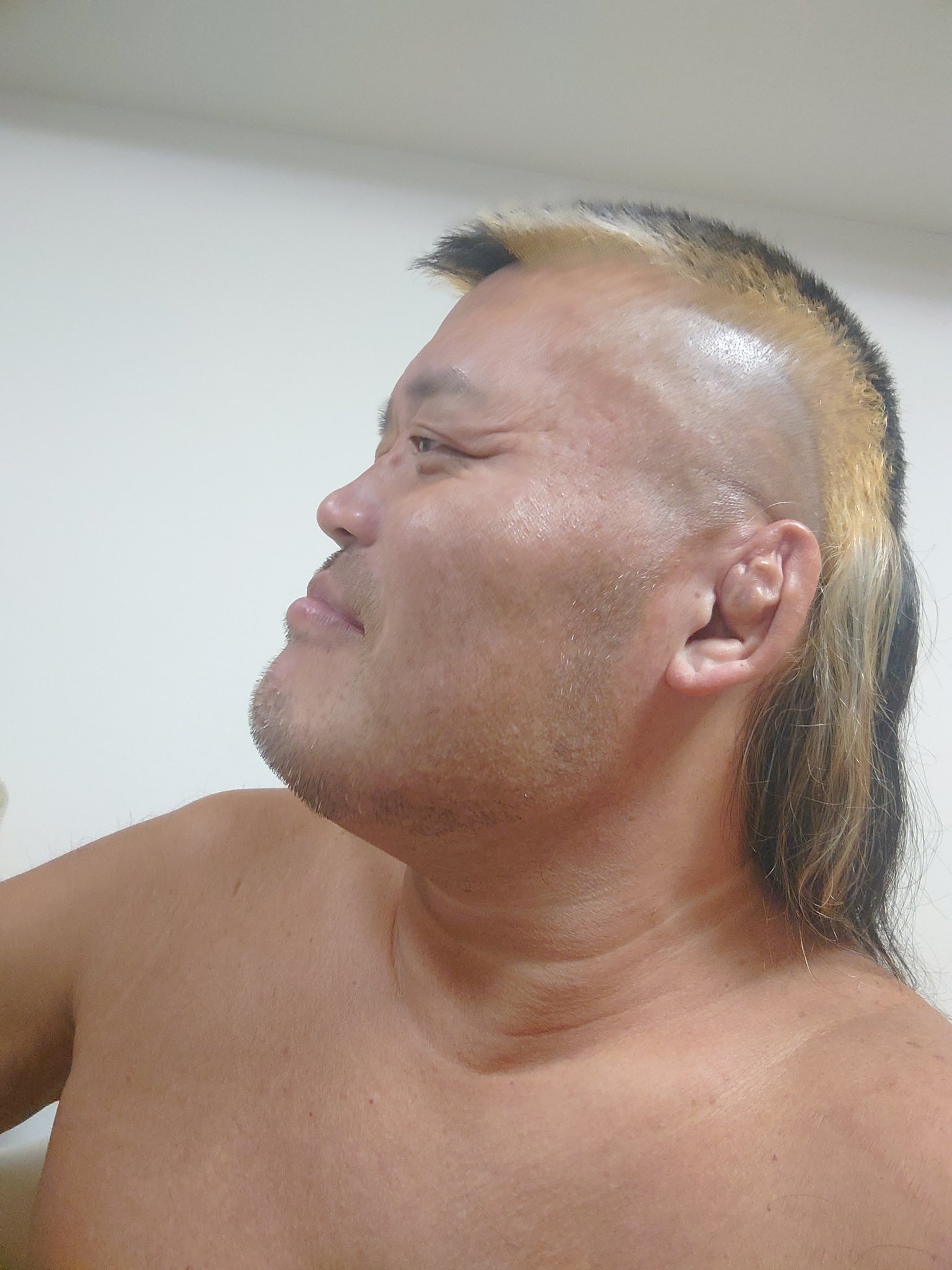 天山 広吉 今日ちょうど床屋さんに行ってきました この髪型 を20年以上やってるんですけど 今日放送された 水ダウ での検証でこの髪型がまだ世の中に浸透していなかった事が残念でなりません モダンタイムスの川崎さん ピン芸人の198円さん 天山 広吉 今日ちょうど床屋さんに行ってきました この髪型 を20年以上やってるんですけど 今日放送された 水ダウ での検証でこの髪型がまだ世の中に浸透していなかった事が残念でなりません モダンタイムスの川崎さん ピン芸人の198円さん