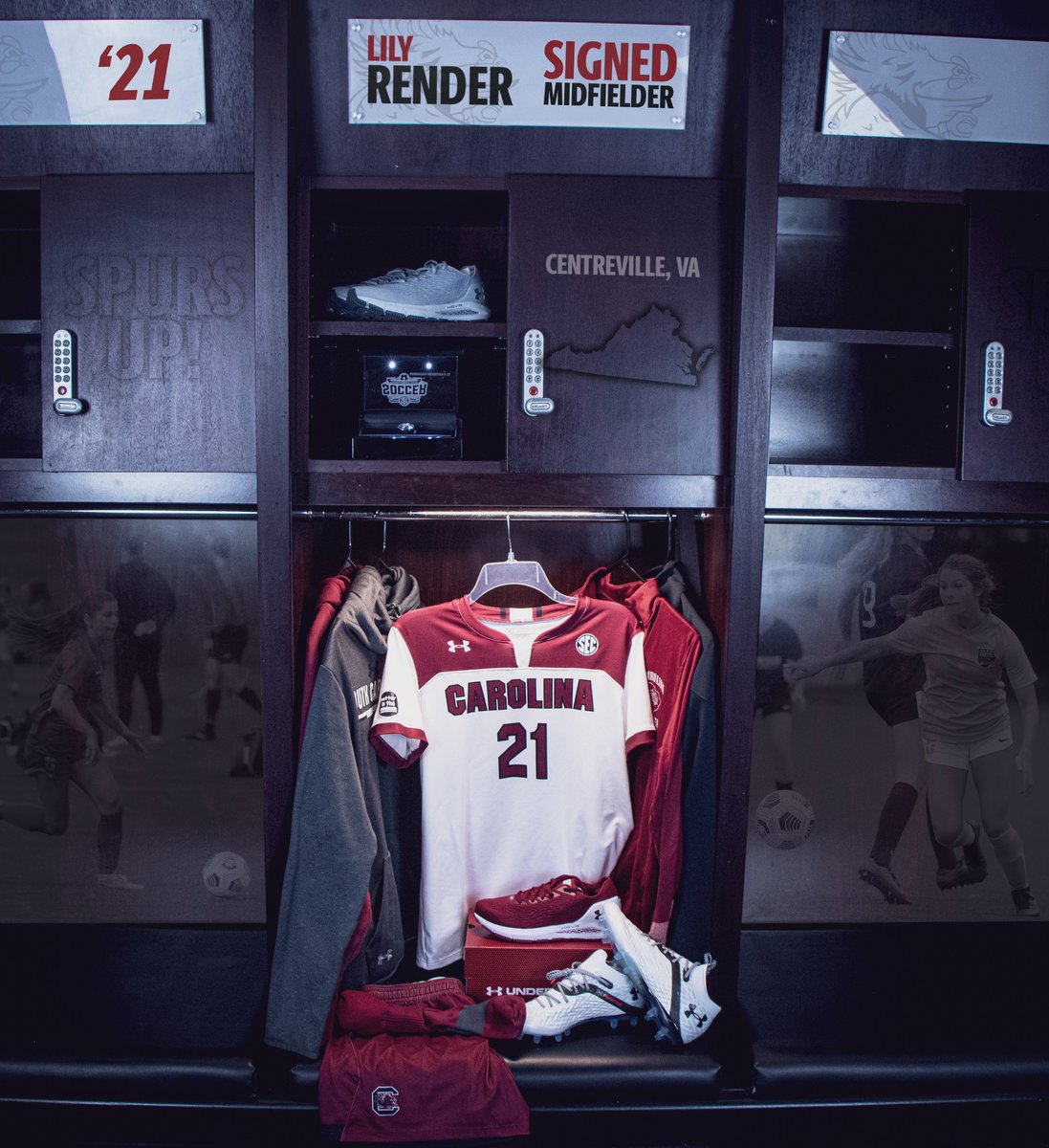 GamecockWSoccer's tweet photo. We can promise you'll know the name @LilyRender soon! #NSD21 

The Centreville, Va. native, is going to be a FORCE in the middle of the field! 🔥

✍️: https://t.co/iYcObiIuLT https://t.co/x8E8lhS50M