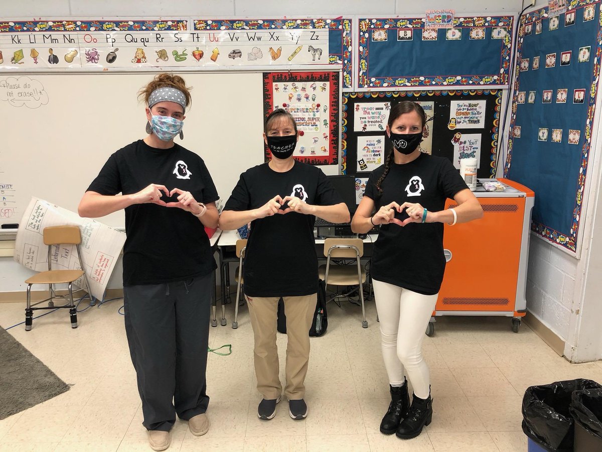DanielleSochor's tweet photo. Thinking of you Cindy from your Bellmawr Family. We miss you! Also remembering Sue Hars-you will remain in our hearts forever. https://t.co/ldCH9O9STr