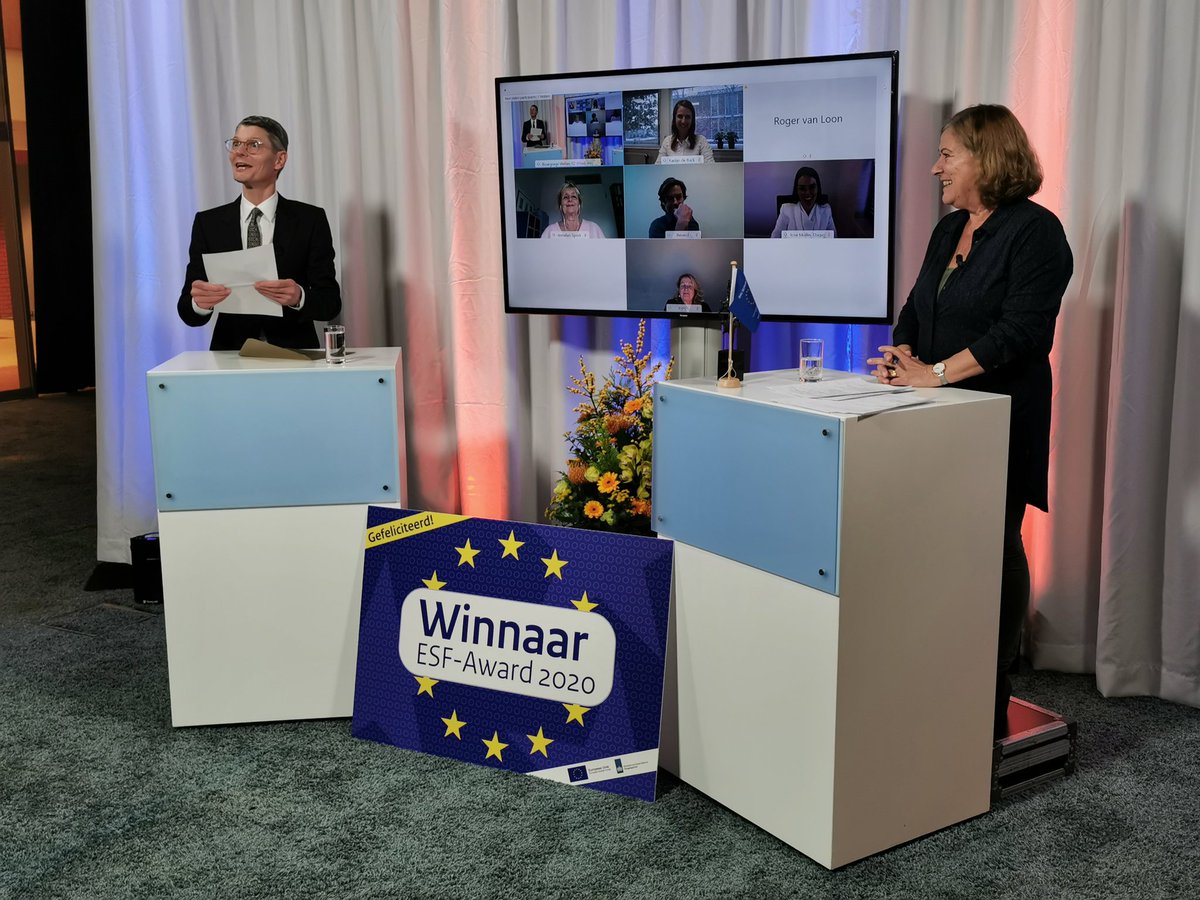 UVB_SZW's tweet photo. De winnaar van de #ESFAward2020 is het project Weten wat werkt in Utrecht.  Gemeente Utrecht in samenwerking met de Universiteit van Utrecht.
https://t.co/nAl7kNYySV https://t.co/NglGoDyFWe