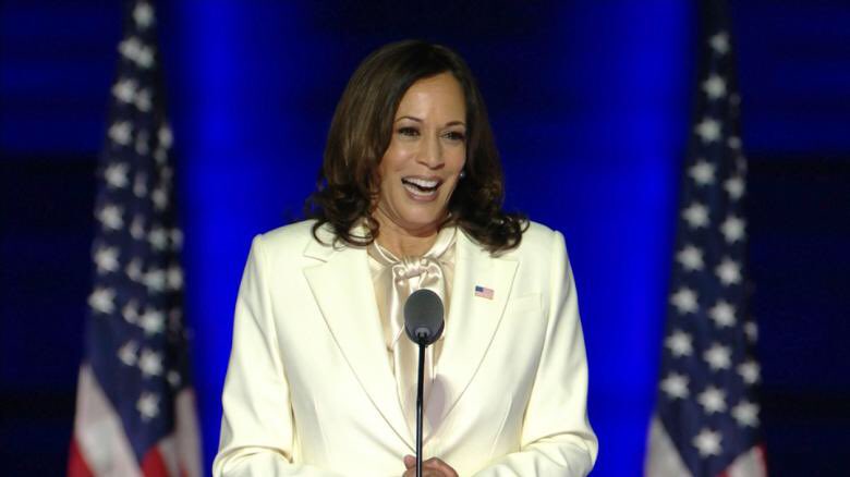 IamBeccaC1's tweet photo. Haven't posted this in a while but my #WCW goes to Madame Vice President elected @KamalaHarris your historic win tells me anything is possible and to dream BIG!! #BlackGirlMagic #WCW #MVPHarris https://t.co/AmmHzTthbD