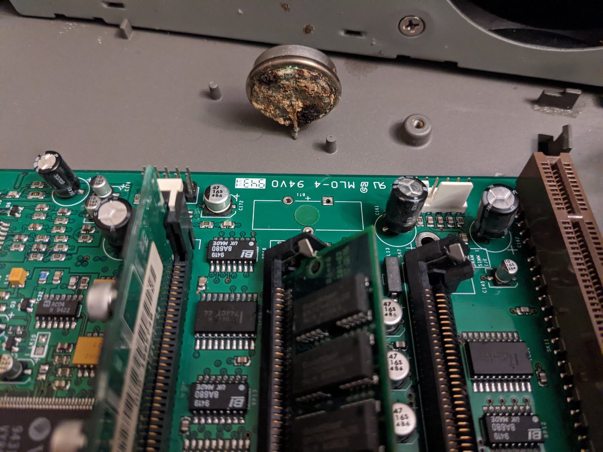 FlamelilyIT's tweet image. Another #varta disaster averted..👏 #acornrisc #riscpc #Retro #ARM