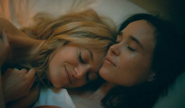 50ShadesBughead's tweet photo. Ой, 4 одинаковые фотки скинула
#академияамбрелла #сметанатв
#гришечкина https://t.co/ZwQPeGVpwS