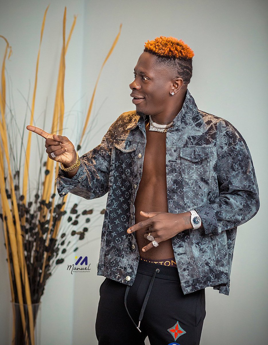 shattawalegh's tweet photo. It’s 9:17 in kumerica ,what’s the time in accra please !!!! https://t.co/OQwHYisctB