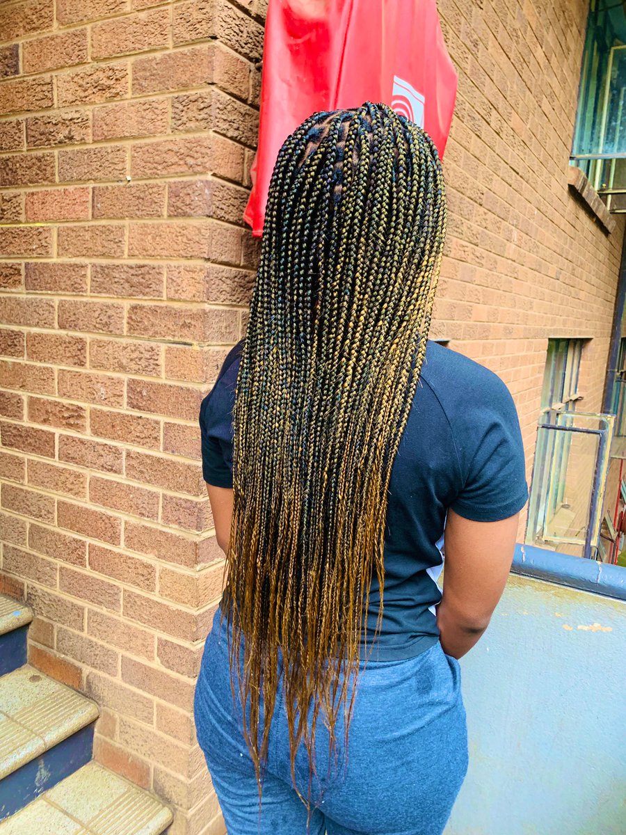 LNeluheni's tweet image. Knotless braids around Pretoria (central)
Housecalls are available as well😉
Affordable
WhatsApp 0720789230 or Inbox for this!
PLEASE RETWEET MY NEXT CLIENT MIGHT BE ON YOUR TIMELINE 😊
#MissSA2020 #SoundsofFlavour #BreakingNews #level5