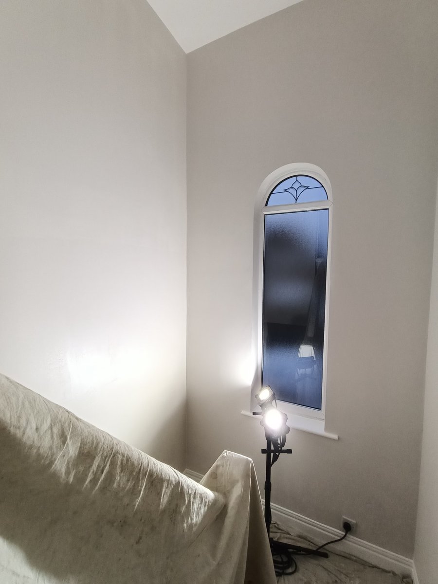 brooksdecor71's tweet image. It's that time of year when you need good light to work with. My old work lights stopped working this morning so I saw these advertised @AldiUK and as a store was less than a mile away I bought them. They are fantastic and come with a 36 month warranty👍