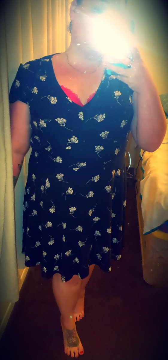 Goodiegirl7's tweet photo. Feeling cute today 💕
All links in bio!
#sexy #cute #dress #curvylovers #curvy #chubby #legs #footfetish #foottattoo #dmmeforfeetpics #dmmeforprices #pantyseller #pantieseller #pantiesforsale #pantysforsale #dmme #linkinbio #kinkie #allthingsworn #pale #spoilme #easyaccess https://t.co/y7S8Oc9nTD