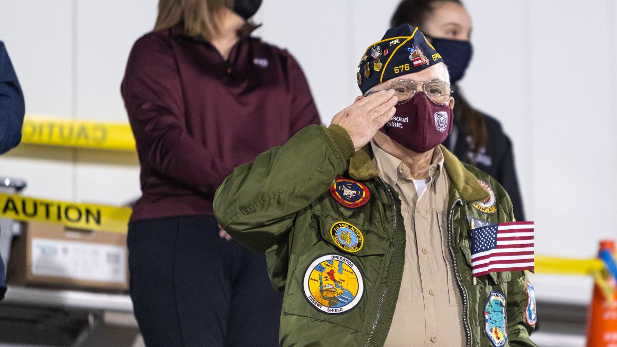 Missouri State (@missouristate) on Twitter photo To the United States military veterans in our university community (and around the world): Thank you. #VeteransDay 🐻🇺🇸 To the United States military veterans in our university community (and around the world): Thank you. #VeteransDay 🐻🇺🇸