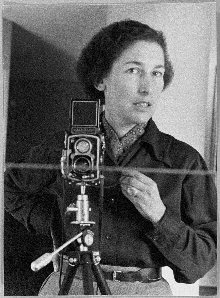 2) Gisèle Freund (1908-2000).