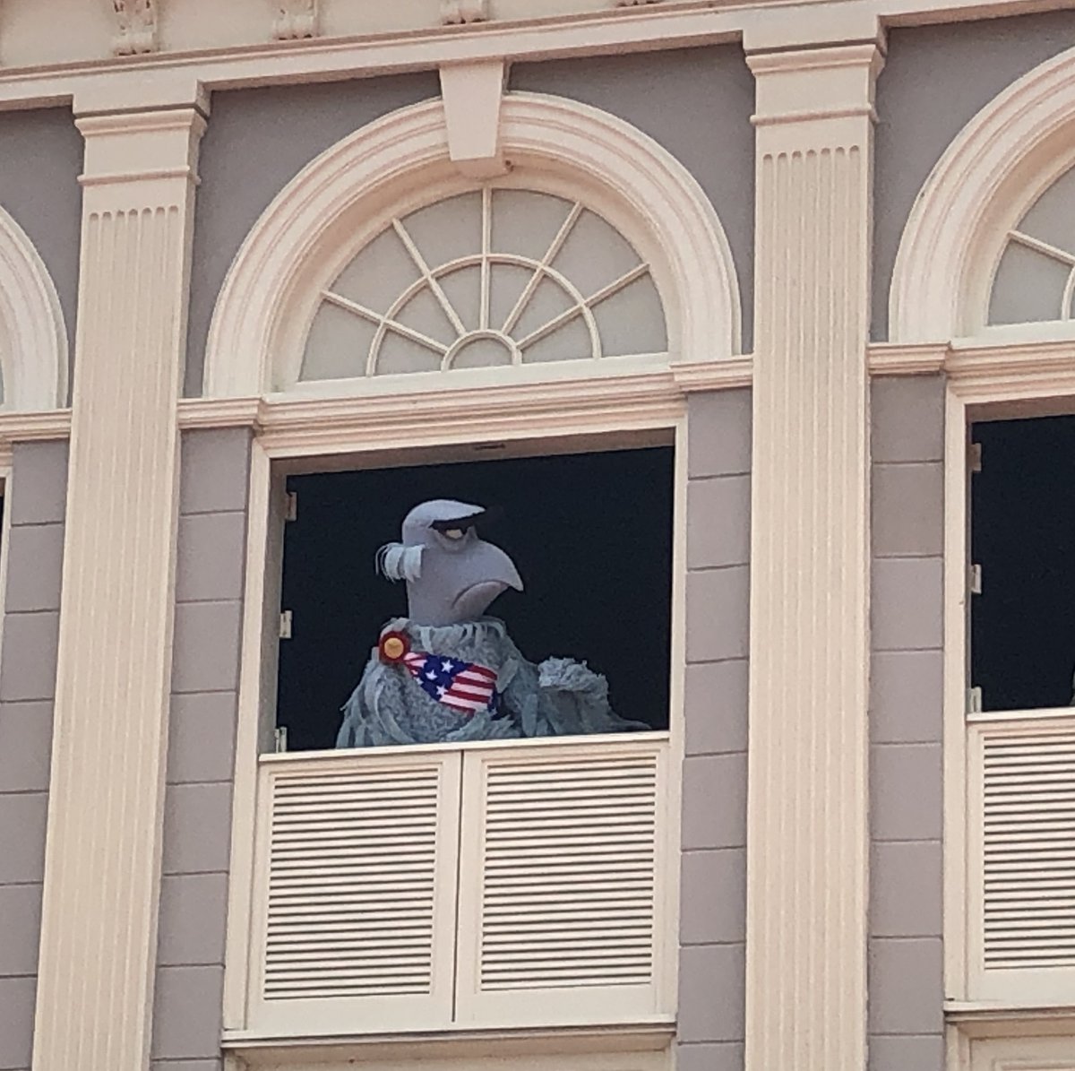 EpicDisneyFun's tweet photo. Thank you to all who served.
.
#VeteransDay #ArmistanceDay #ThankYou #Service #Disney #mindful #WaltDisneyWorld https://t.co/LI7utqwsjv