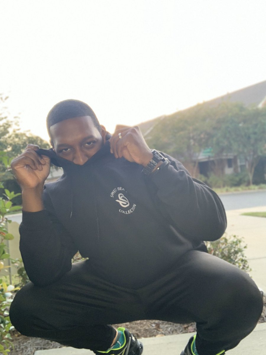 SweetBeasllc's tweet photo. Regular Comfy Hoodies Or Dri-Fit ones we got what you need !
#SupportBlackOwnedBusinesses
#ShopSmall #Beafit #Hoodies
Click link below and shop with us 👇🏾👇🏾👇🏾👇🏾👇🏾👇🏾👇🏾👇🏾👇🏾👇🏾
https://t.co/toPpx56rRc https://t.co/QV3DLCdZ7V