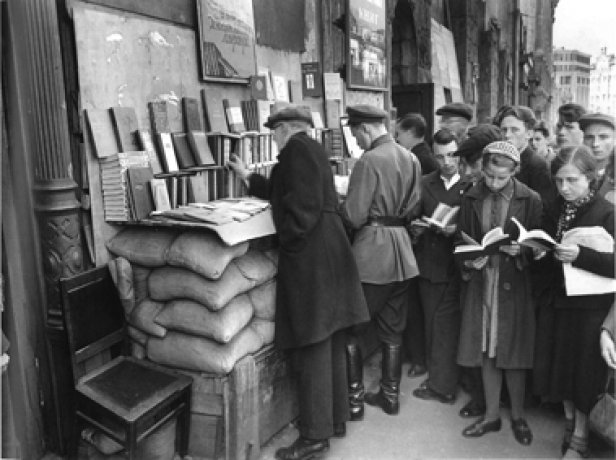 6) Margaret Bourke-White (1904-1971).